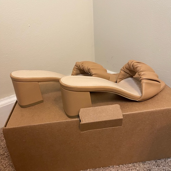 Nude Chunky Heel - Picture 3 of 4
